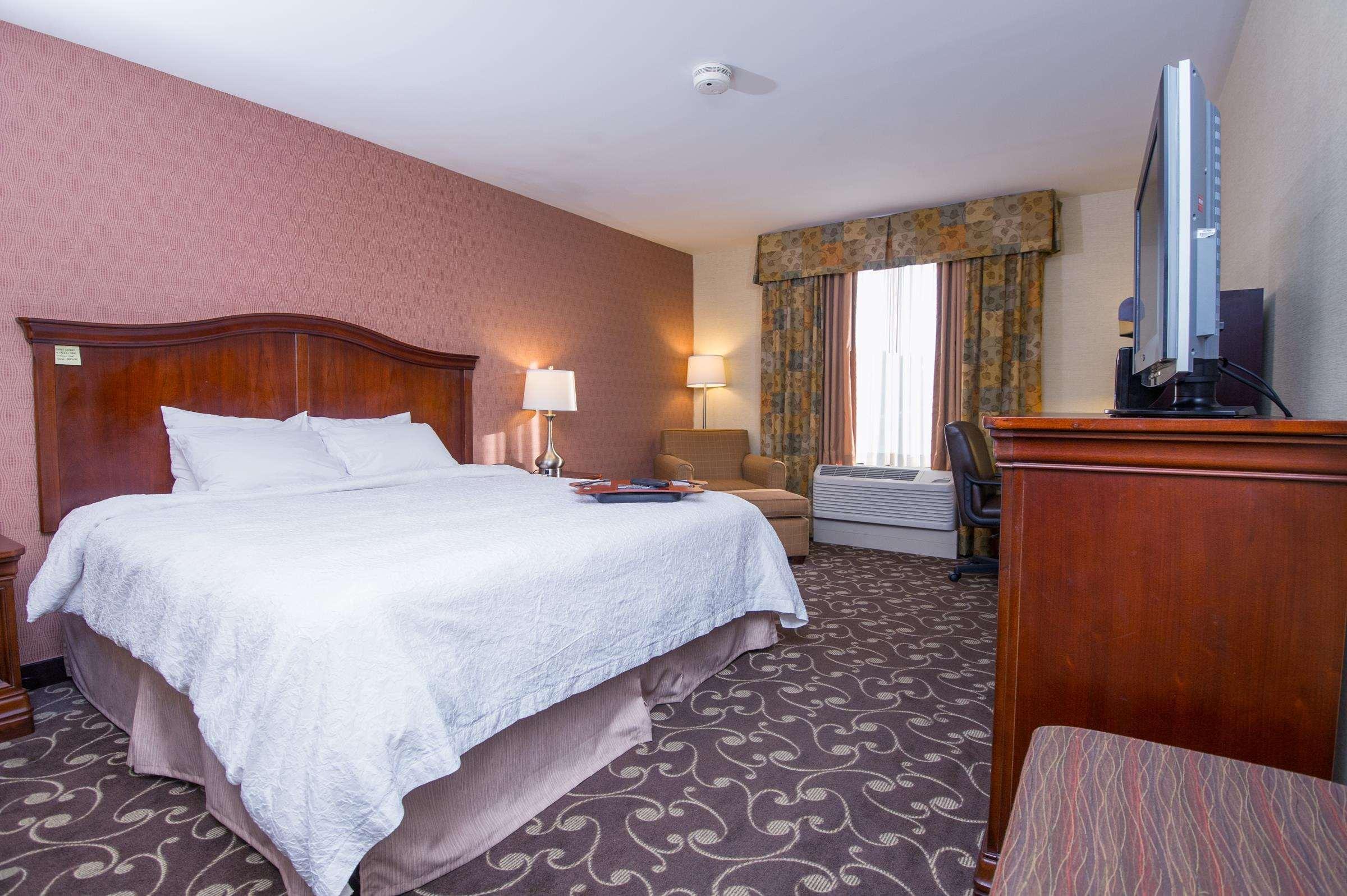 Hotel Hampton By Hilton Brattleboro Zewnętrze zdjęcie