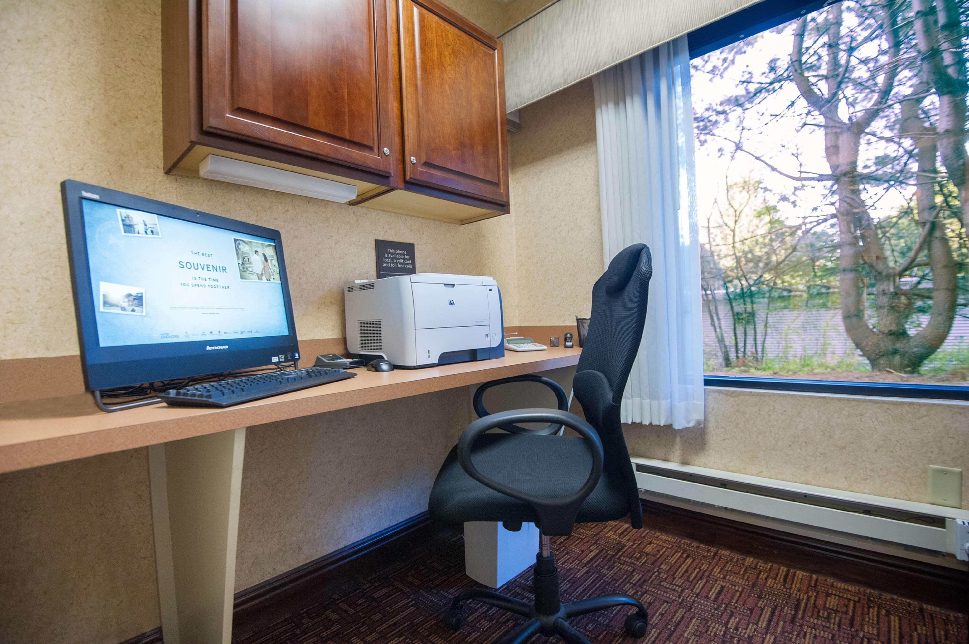 Hotel Hampton By Hilton Brattleboro Zewnętrze zdjęcie