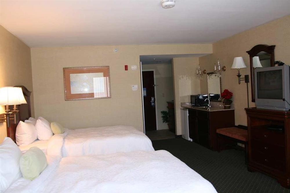 Hotel Hampton By Hilton Brattleboro Zewnętrze zdjęcie