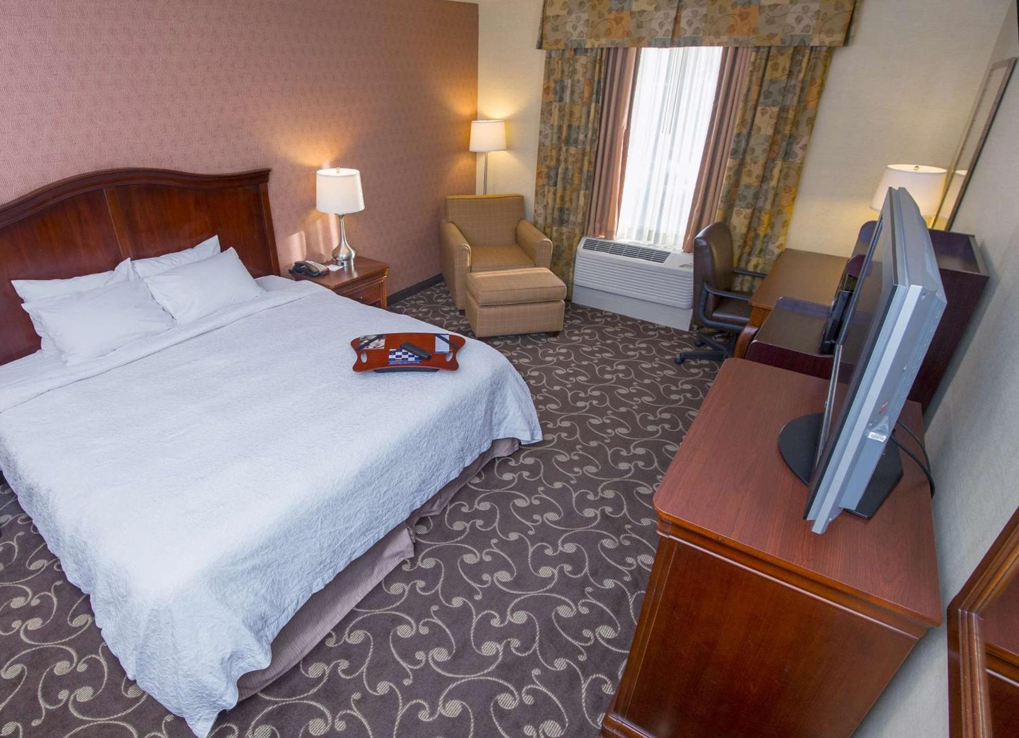Hotel Hampton By Hilton Brattleboro Zewnętrze zdjęcie