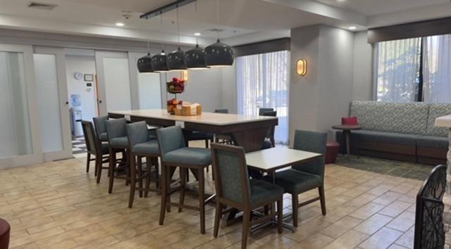 Hotel Hampton By Hilton Brattleboro Zewnętrze zdjęcie